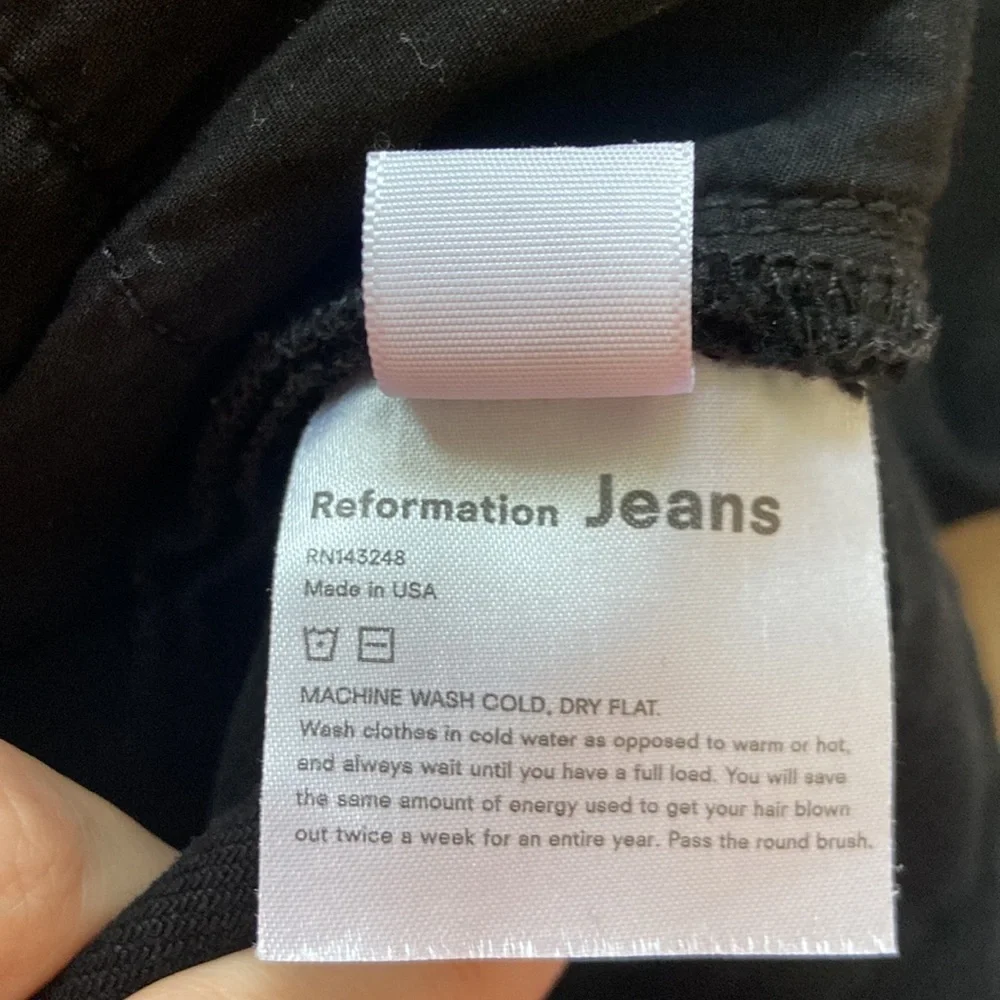 Reformation Yasmin Jeans in Black - Picture 4 of 4